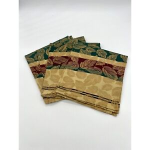 Set of 4 Red, Green and Gold Embossed Napkins 15 x 16"