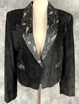 Chaqueta corta de cuero para mujer Pioneer Wear negra con solapa occidental 12 (12228) Foto 1 de 4