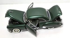 1949 Oldsmobile 88 Coupe Ivy Green 1:24 Scale by Danbury Mint - Picture 1 of 2
