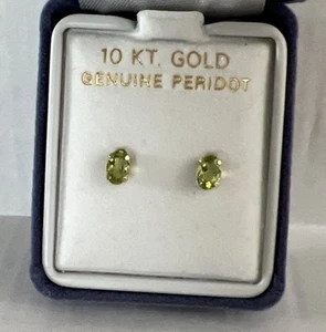 Vintage 10kt Gold Genuine Peridot Earrings 6x4 OV- Made in USA- New in Box - Picture 1 of 5