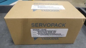 New In Box YASKAWA SGDH-10AE Servo Drive SGDH10AE US Stock - Picture 1 of 1