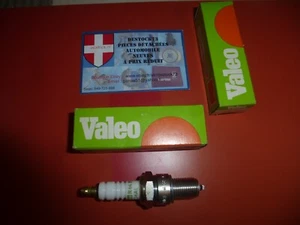 2 Candles Ignition Marchal Valeo R64H New Stock Former Maserati Biturbo - Picture 1 of 3