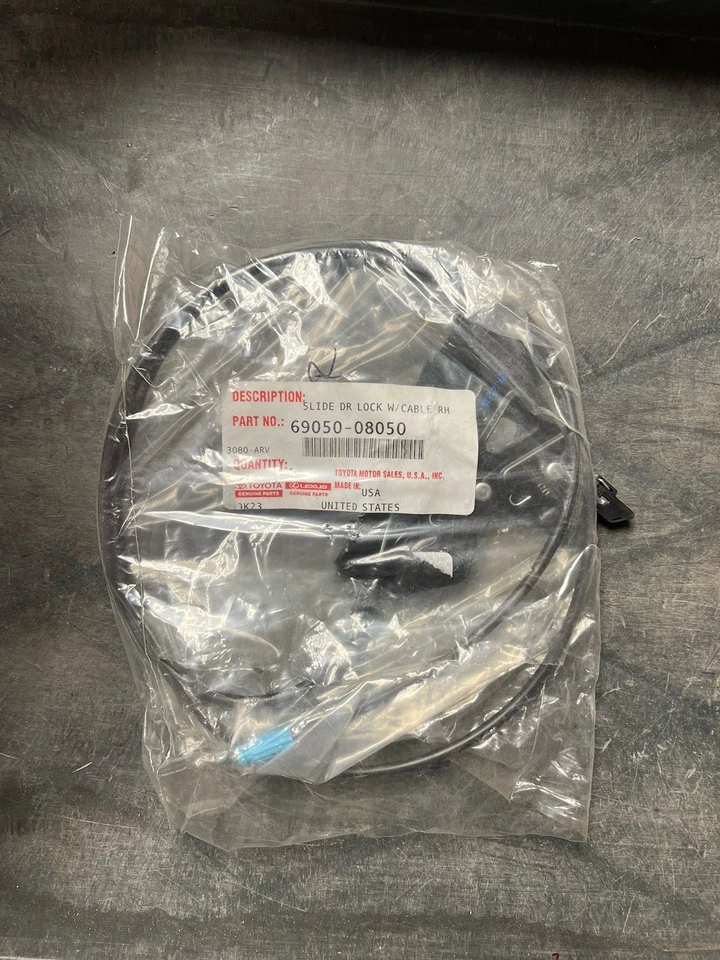 NUEVO OEM 2011-2015 Toyota Sienna Puerta Corredera Derecha Cerradura Cable 6905008050 Foto 1 de 1