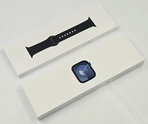 Apple Watch Series 9 MR8X3CL/A 41mm Midnight M/L - Photo 1 sur 6
