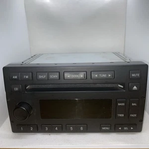 2005-2007 Ford Crown Victoria AM/FM Stereo (5W7T-18C815-AF) CD Player Radio - Picture 1 of 10