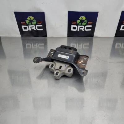 СИДЕНЬЕ LEON TDI FR 12-20 2.0 КРЕПЛЕНИЕ ДВИГАТЕЛЯ ЛЕВАЯ ПАССАЖИРСКАЯ СТОРОНА 5Q0199555T - Изображение 1 из 4