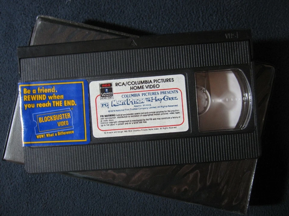 Monty Python and the Holy Grail [VHS Tape] John Cleese Terry Gilliam - Image 1 of 1