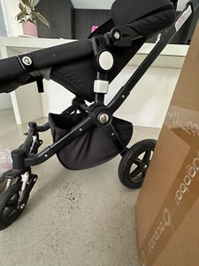 Bugaboo Cameleon 3 pram, bassinet & heaps of accessories (ALL BLACK) - Picture 1 of 6