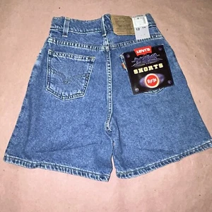 Vintage 1990’s Levis Girls Denim Shorts, Deadstock NWT, Size 12 - Picture 1 of 3