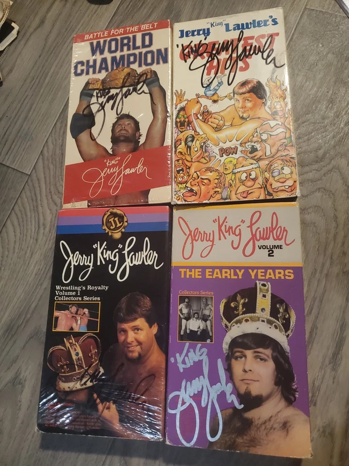 Jerry Lawler KING VHS Lote De Colección Lucha Libre Wwe Wwf Awa Uswa Nwa Firmado Foto 1 de 1