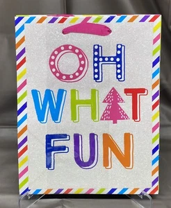 3 Weihnachtsgeschenktüten 2er-Pack 7"" x 3,9"" x 9"" Oh was für ein Spaß/Streifen - Bild 1 von 2