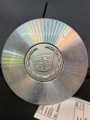 Fits 2007-2011 Cadillac DTS 17in Wheel/Rim Center Cap OEM#:9597185 Foto 1 de 4