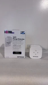 Netgear AC 750 WiFi Range Extender, White. Covers up to 600 sq ft & 15 devices - Picture 1 of 6