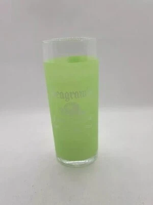 Copa de cóctel Seagrams verde escarcha lima ginebra retorcida. Vidrio Collins  Foto 1 de 4