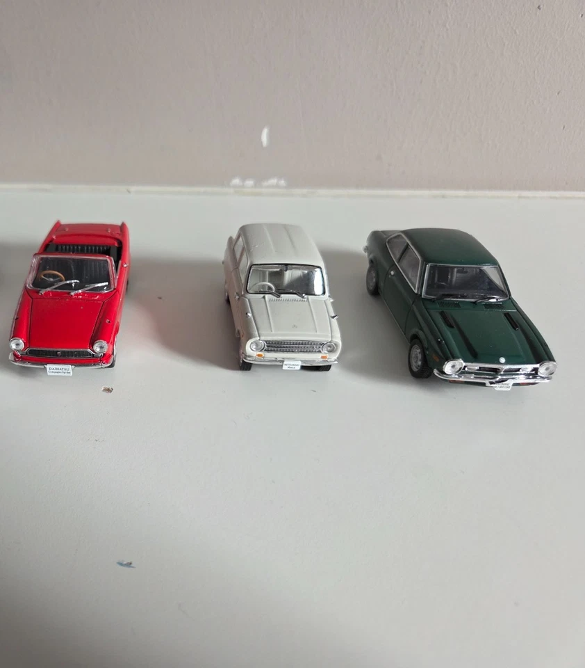 Hachette Norev (x3) 1/43 Daihatsu/Mitsubishi (LOOSE, FOR PARTS) - Immagine 1 di 4