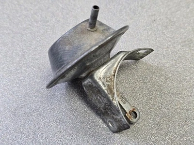 NICE USED ORIGINAL BOSCH PORSCHE 911 2.7 JFUD6 DISTRIBUTOR VACUUM ADVANCE 799 - Image 1 of 4
