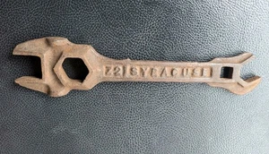 Old Antique Z2 SYRACUSE Chilled Plow John Deere Plow Farm Implement Wrench Tool - Picture 1 of 2