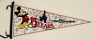 Walt Disney World 15° Anniversario Topolino Souvenir Feltro Pennant Striscione 29-30" - Foto 1 di 8
