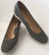 naturalizer women's brelynn wedge pump