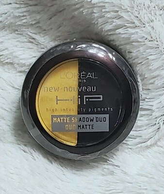 L'Oreal HIP High Intensity Pigments Matte Eyeshadow Duo - 907 Striking - Sealed - Image 1 of 3