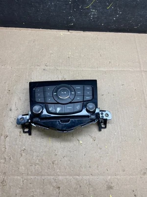 Chevrolet Cruze 2013 a 2016 panel de control de radio 95166368 OEM u4788 DG Foto 1 de 4
