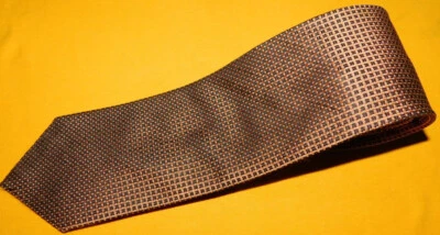 CORBATA CON MOTIVO DE LUNARES MARRONES/NARANJA/BLANCOS STOCK PRIVADO - CORBATAS DE DISEÑO. Foto 1 de 4