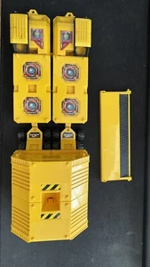 1996 Hot Wheels Mega Rig Constructions - Picture 1 of 3