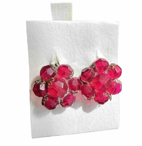 Pendientes con clip vintage de diamantes de imitación rosa magenta - Imagen 1 de 2