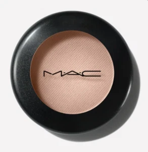 M A C Cosmetics -- Eye Shadow -- Omega Matte - Picture 1 of 11
