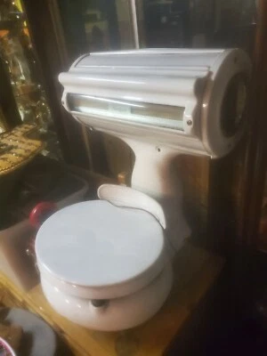 Antique White Stimpson Butchers Scale - Great Working Condition!!! - Image 1 of 3