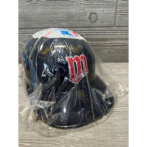 Vintage Minnesota Twins Souvenir MLB Batting Helmet Baseball Collectible Cover