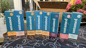 Untamed Wet Cat Food 56 X 75g Chicken And Tuna - Picture 1 of 12