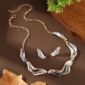 Set collana e orecchini da sposa geometrici colore smalto Swarovski - Foto 1 di 3