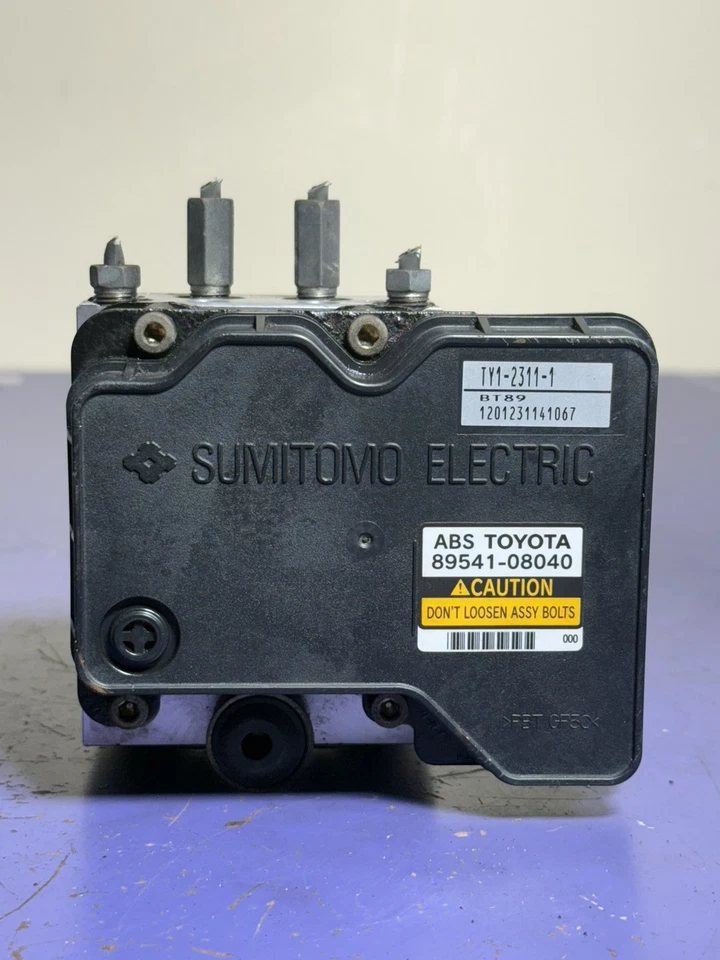 Conjunto bomba freno antibloqueo ABS Toyota Sienna 2002-2003 89541-08040 Foto 1 de 4