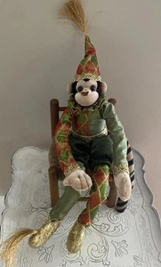 Weihnachten Elfe Affe Pose-able Regal Sitter Plüsch grün gold rot Gepardenschwanz 13 Zoll - Bild 1 von 16