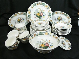 La Cartuja De Sevilla Floral Basket 5 Pc Dinner Set for 8 W/ Service Platters - Picture 1 of 10