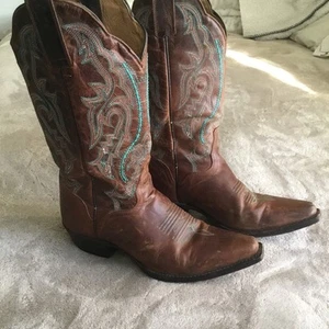 Stivali da cowboy western da donna J.B.Dillon in pelle marrone con dettagli color verde acqua taglia 6,5 - Foto 1 di 7