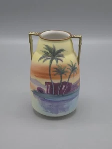 Nippon 2 Henkel Scenic Vase "Green Mark" - Bild 1 von 7