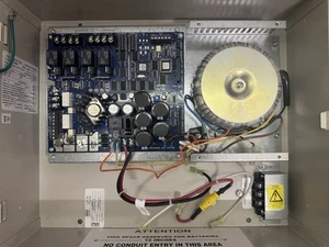 Extensor NAC de alarma contra incendios Simplex 4009-9201 - Imagen 1 de 2