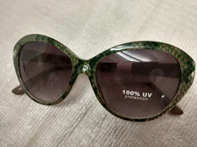 Модные очки Tropic Cal — защита от ультрафиолета — оправы со змеиным узором из рептилий - Изображение 1 из 4