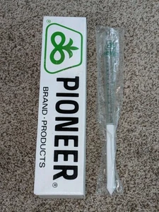 NICE Vintage NOS Unused 1980's PIONEER BRAND Advertising Rain Gauge Harvest Kit - Picture 1 of 24