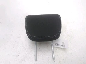 REPOSACABEZAS TRASERO IZQUIERDO Renault ARKANA PHASE 1 2024 884005053R - Imagen 1 de 2