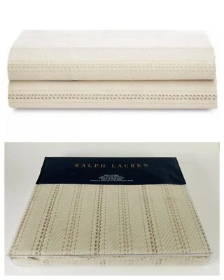 Ralph Lauren Meade Queen Flat Sheet in Tonal Sand, from the Annandale Collection - Image 1 of 4