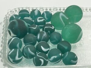 Blueberry Freeze Glass Mega Marble Players VACOR RARE! X 23 Includes 4 LARGE