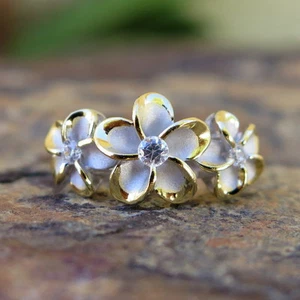Hawaiian Silver Gold Three Plumeria Flowers CZ Wedding Ring Band 10mm SR2079 - Picture 1 of 5