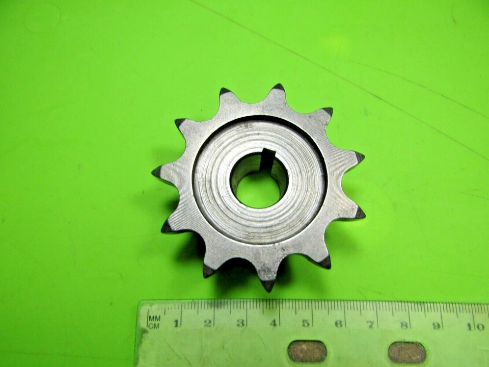 Piñón de transmisión Montesa Cota 123 11 dientes p/n 2863.046.Z011 nuevo de lote # 3 28M 1980-1982 Foto 1 de 4