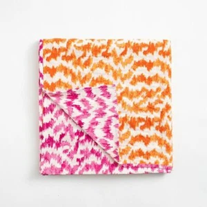 Moiré Fuchsia/Orange Reversible Caspari Kantha Fabric Table Cloth 180x 180cm - Picture 1 of 2