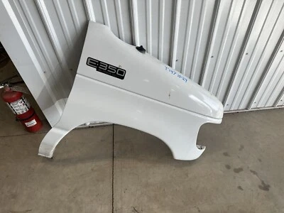 02 - 07 Ford E-150 E-250 E-350 Fender Passenger Side  - Image 1 of 4