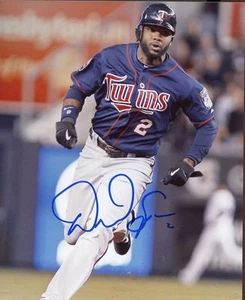 DENARD SPAN MINNESOTA TWINS SIGNED 8X10 PHOTO W/COA - Picture 1 of 1