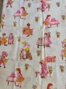 Vintage Holly Hobbie Fabric Birthday Party Balloons 1+ Yard Pink - Picture 1 of 12